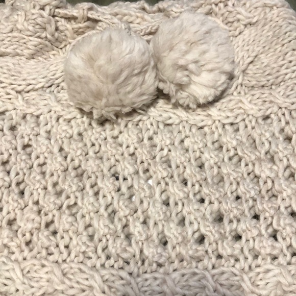 Mexx Knit Shoulder Wrap Scarf - Picture 7 of 9